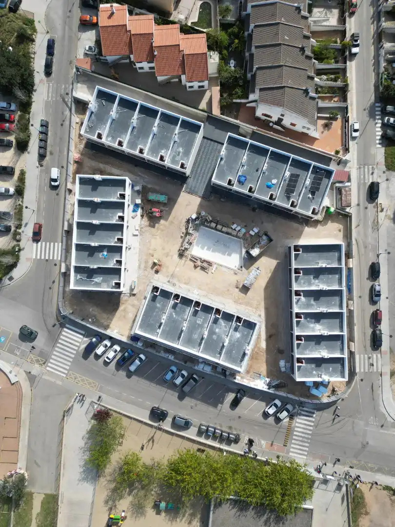 Außenansicht von Einfamilien-Reihenhaus zum Verkauf in El Vendrell mit Klimaanlage, Heizung und Privatgarten