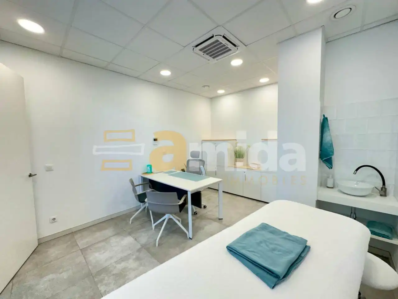 Local de alquiler en Sabadell con Aire acondicionado