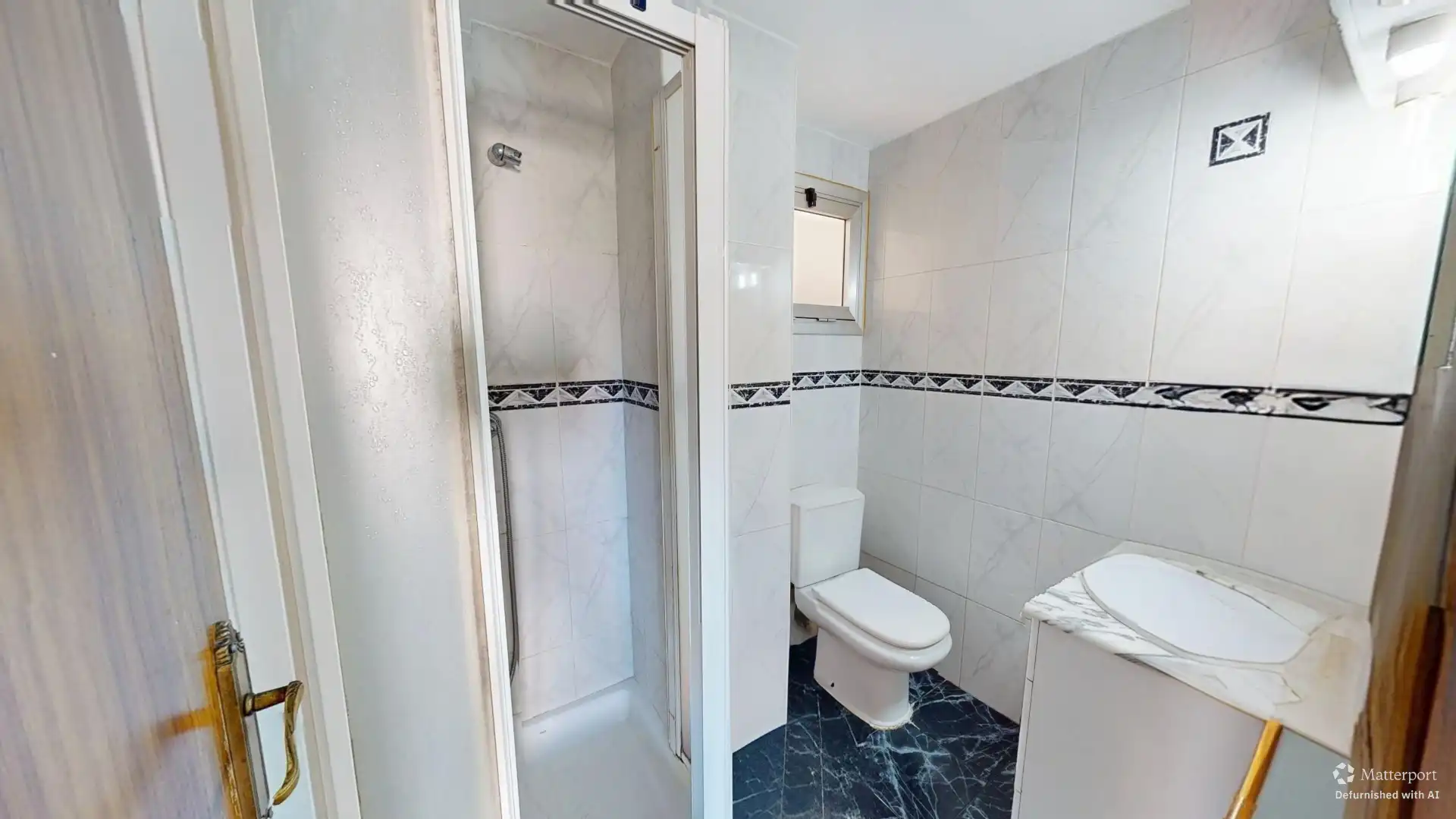 Baño de Piso en venta en Alcoy / Alcoi con Trastero, Amueblado y Horno