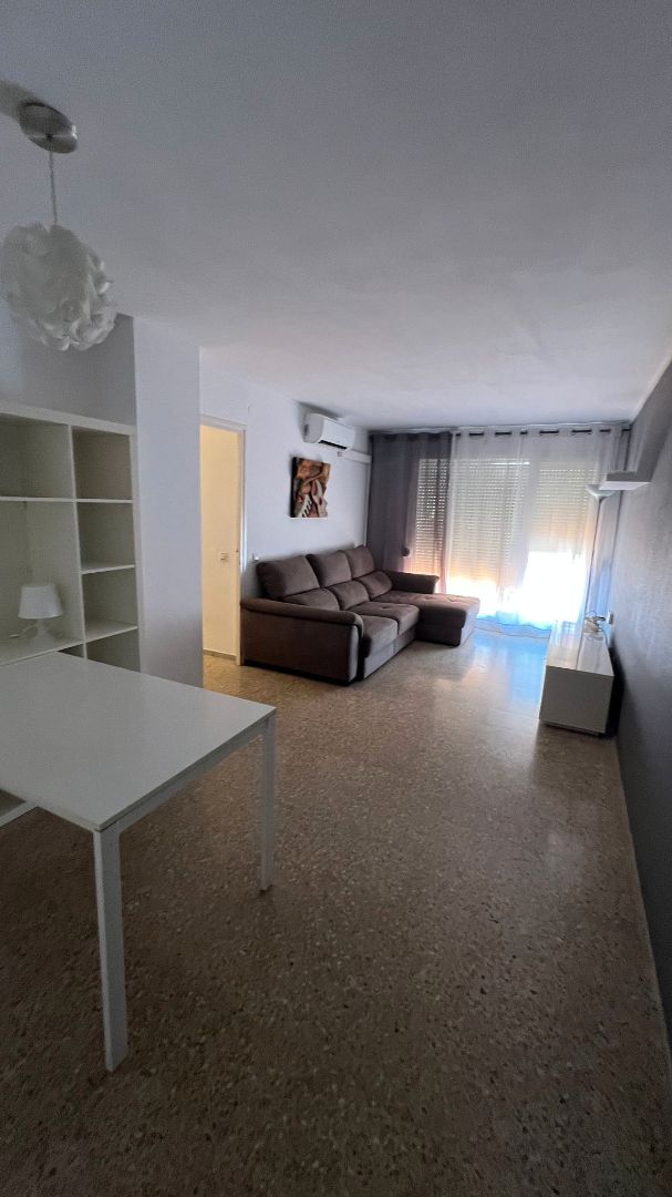 Sala d'estar de Pis en venda en Badalona amb Aire condicionat, Moblat i Forn