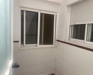 Bany de Pis de lloguer en Tavernes de la Valldigna amb Traster i Alarma