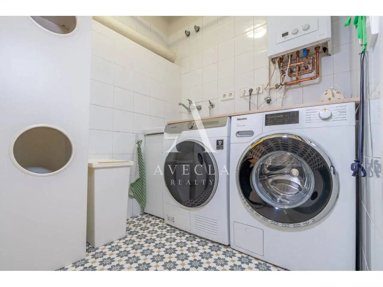 Kitchen of Detached homes for sale in Sant Cugat del Vallès  with Air Conditioner, Heating and Parquet flooring