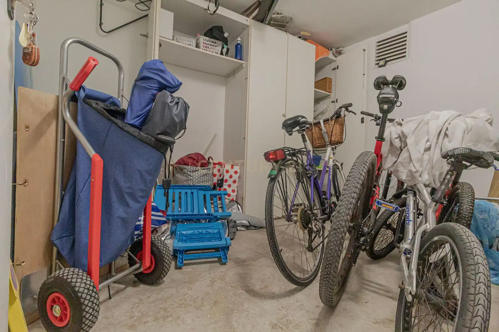 Aparcament de Apartament en venda en Calpe / Calp amb Aire condicionat i Piscina comunitària