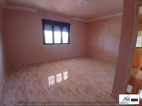 Dormitori de Casa o xalet en venda en Layos amb Jardí privat