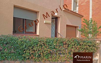 Exterior view of Planta baja for sale in Santa Maria de Palautordera  with Air Conditioner and Terrace