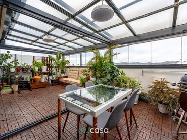 Piso con piscina en venta en Carrer Jardí del Pessebre Vivent