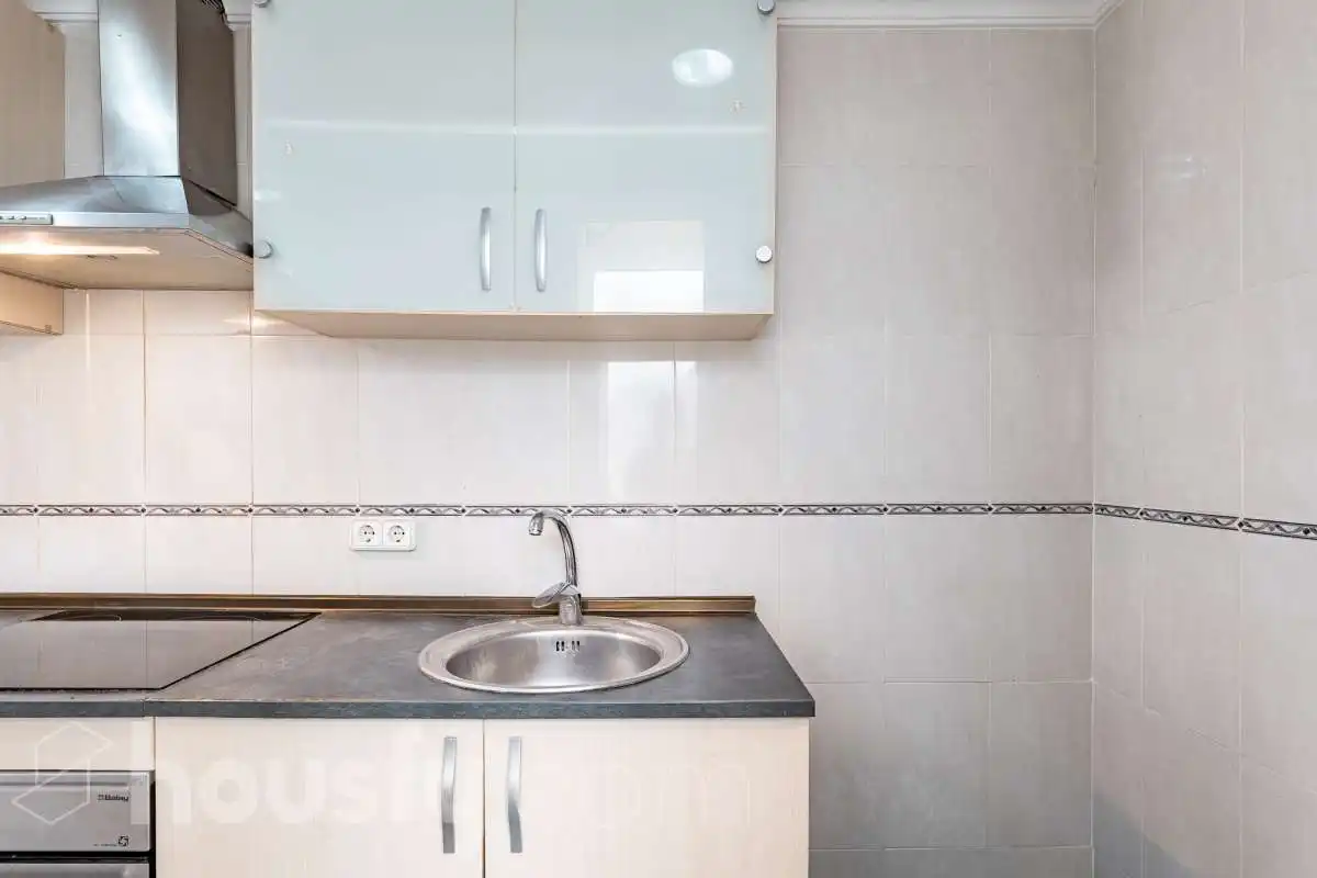 Cuina de Pis en venda en Barcelona amb Aire condicionat