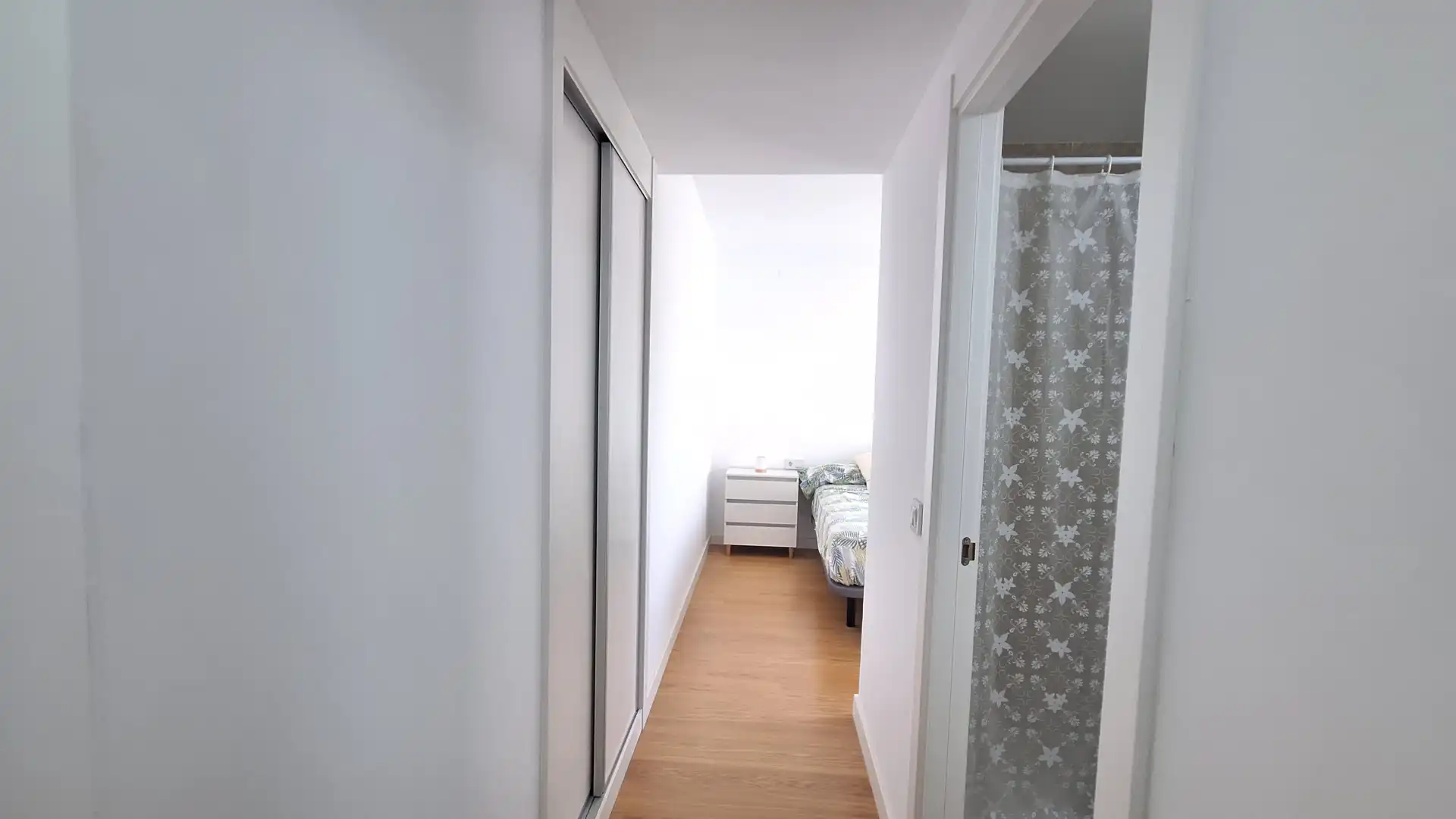 Flat for sale in Estepona  with Air Conditioner, Storage room and Swimming Pool