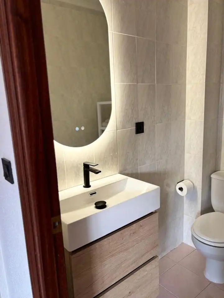 Badezimmer von Haus oder Chalet zur Miete in Laredo mit Privatgarten und Terrasse