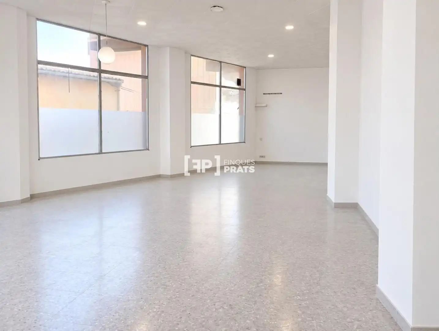Local comercial de lloguer a LLEIDA, imagen 4