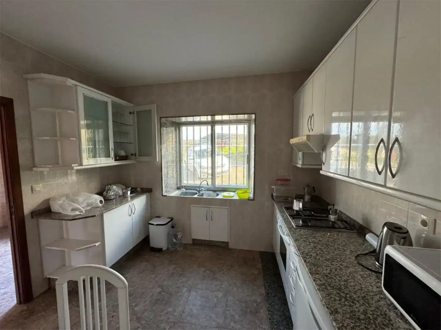 Küche von Wohnung zum Verkauf in Negreira mit Privatgarten und Möbliert