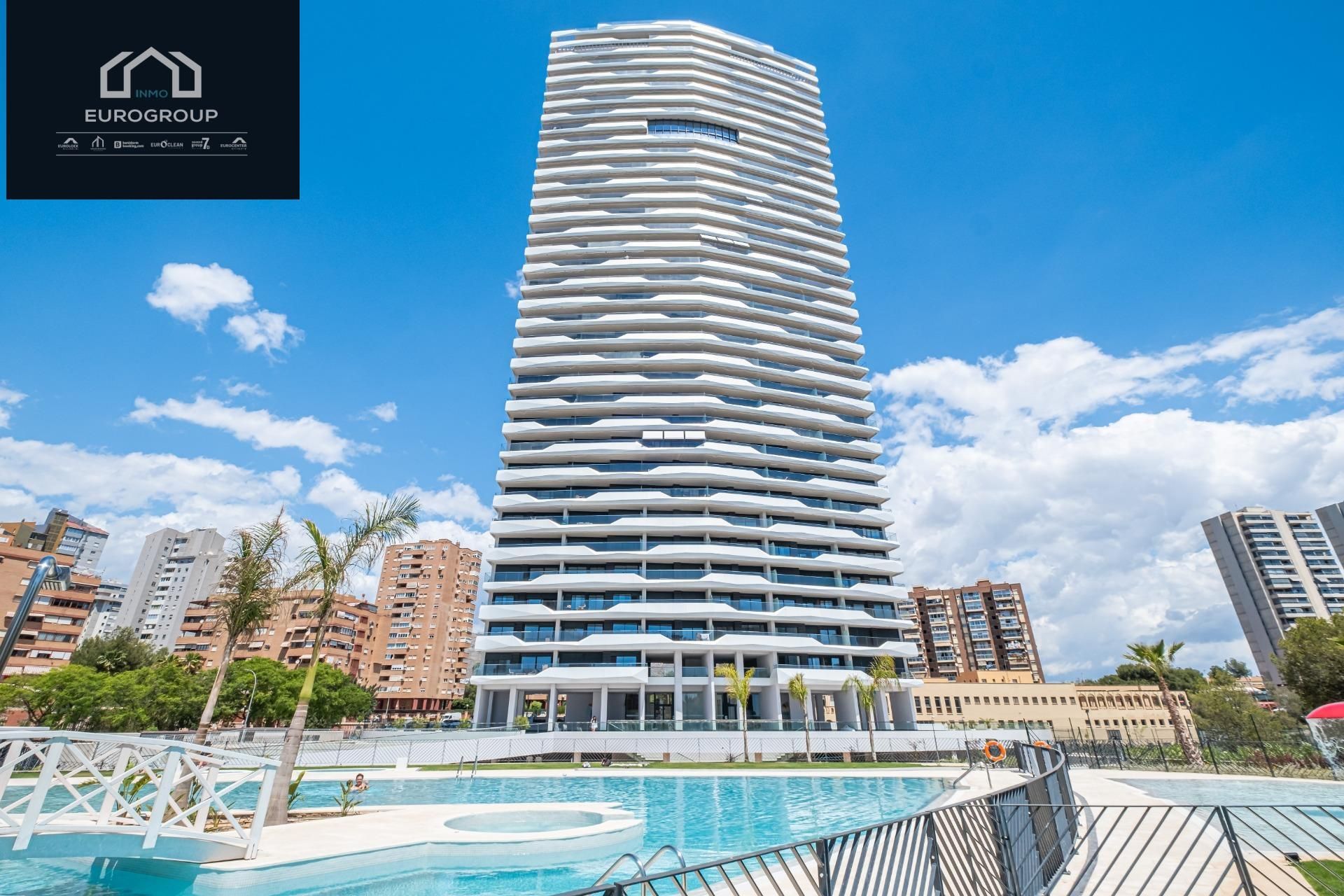 Vista exterior de Apartament de lloguer en Benidorm amb Aire condicionat, Calefacció i Jardí privat
