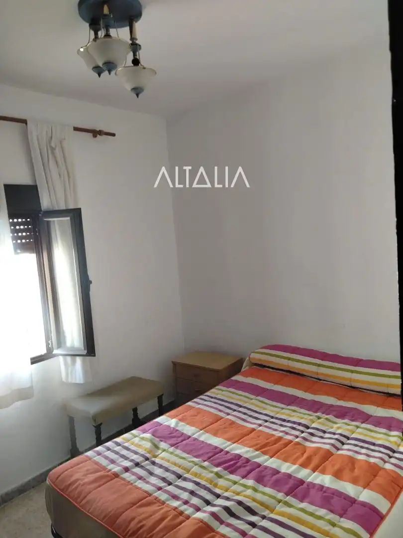 Habitación de Casa o chalet en venta en Huete con Trastero y Amueblado