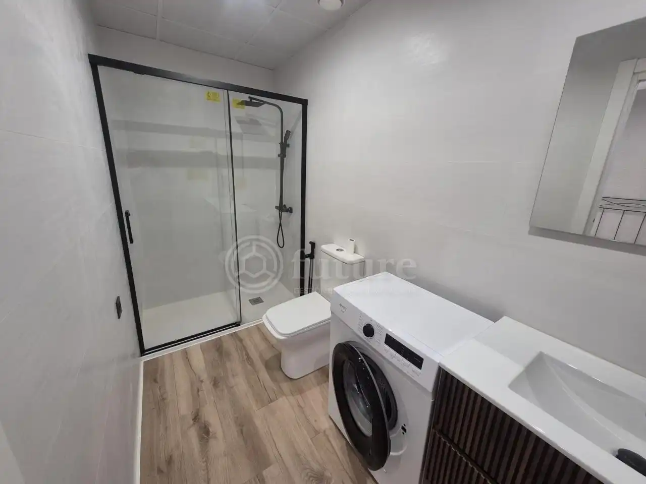 Badezimmer von Wohnung zur Miete in Salamanca mit Klimaanlage, Heizung und Möbliert