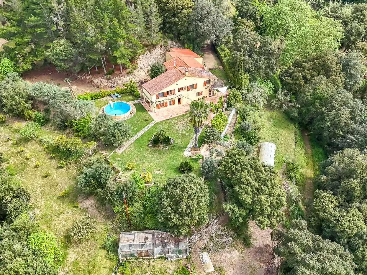 Jardín de Finca rústica en venta en Sant Iscle de Vallalta con Calefacción, Terraza y Trastero