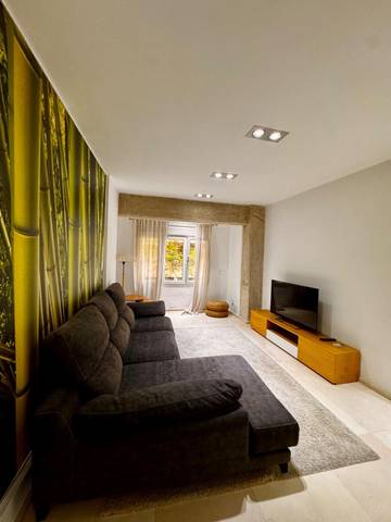 Piso en Alquiler en Ensanche - Diputación