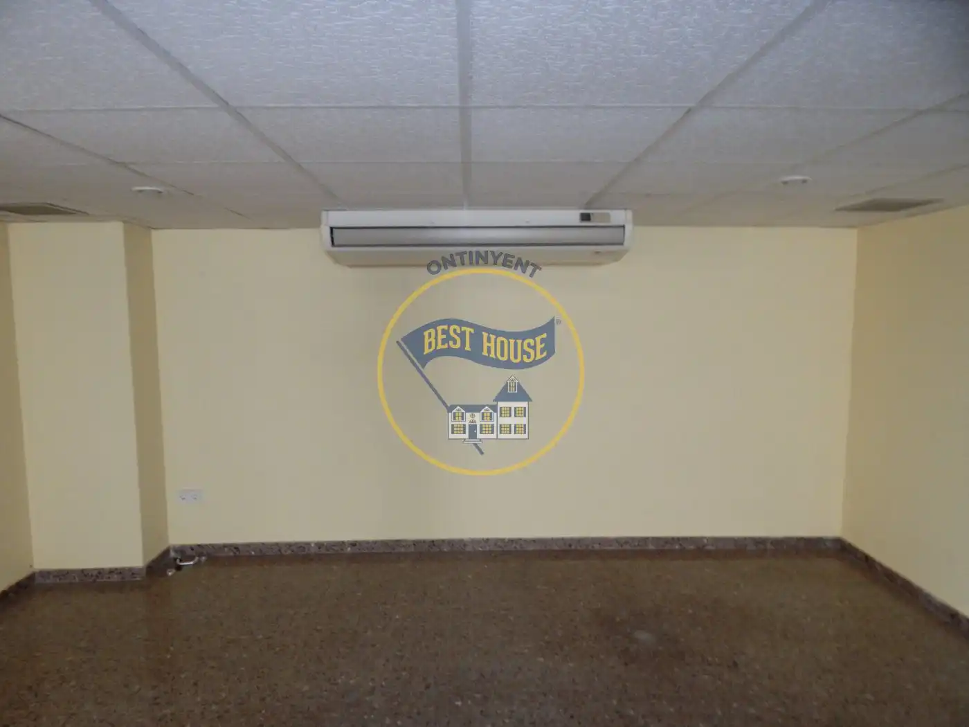 Business premises for sale in Sant Josep - Zona Hospital, imagen 20