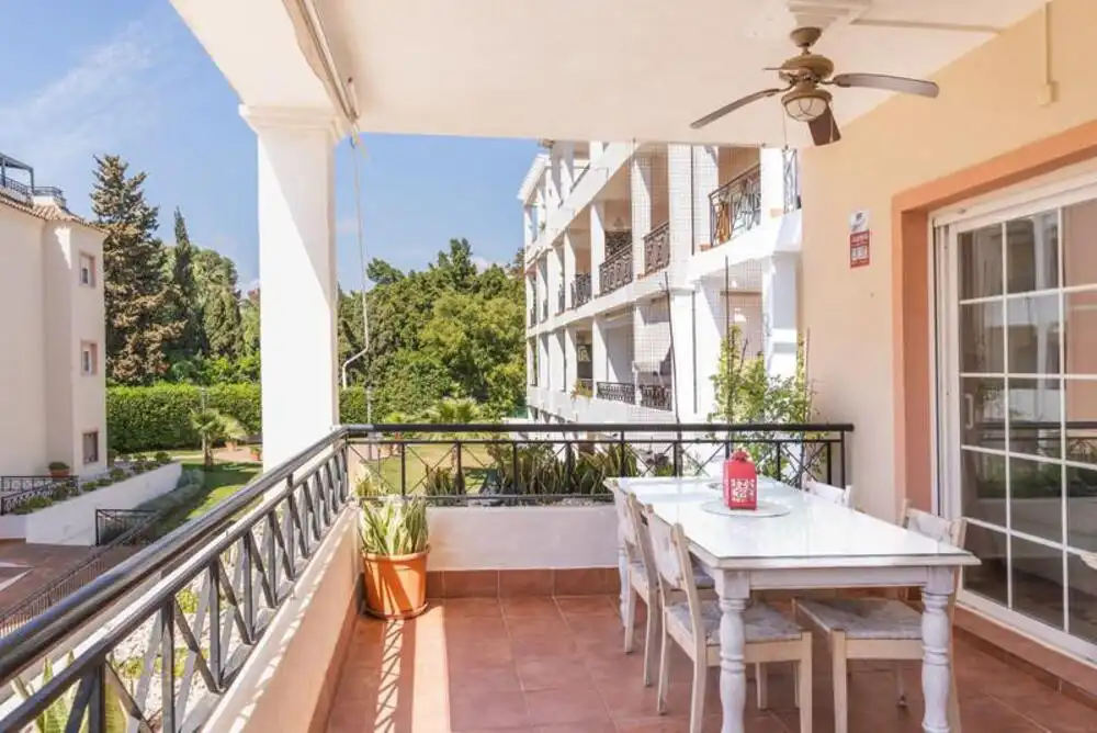 Terrasse von Wohnungen zur Miete in Nueva Andalucía