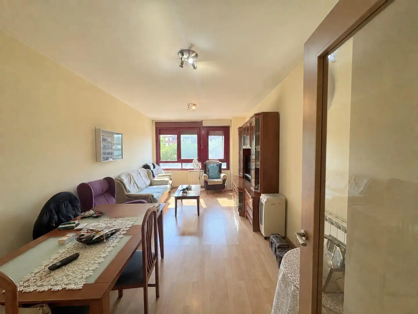 Sala de estar de Piso en venta en Ávila con Calefacción y Piscina comunitaria
