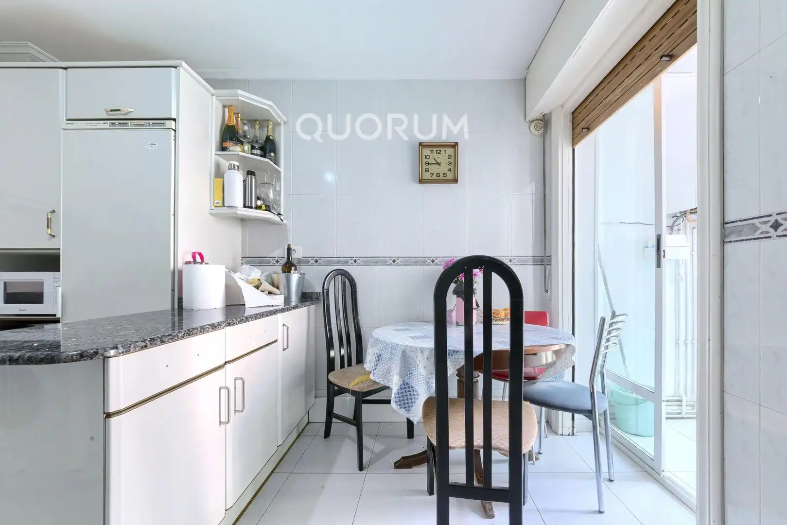 Cocina de Piso en venta en Basauri  con Calefacción y Balcón