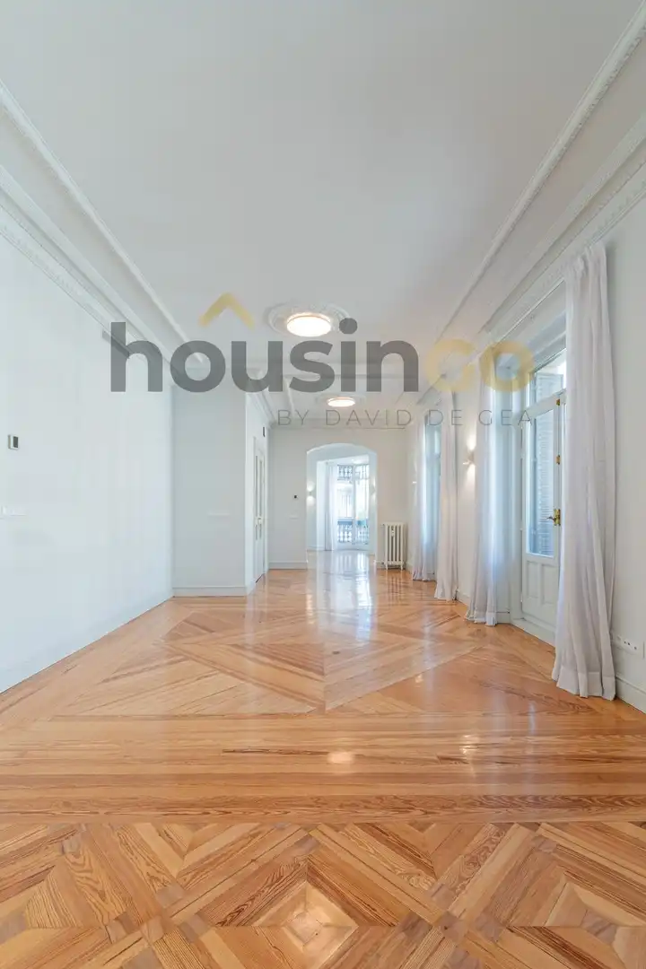 Living room of Flat for rent in Madrid  with Air Conditioner, Heating and Terrace