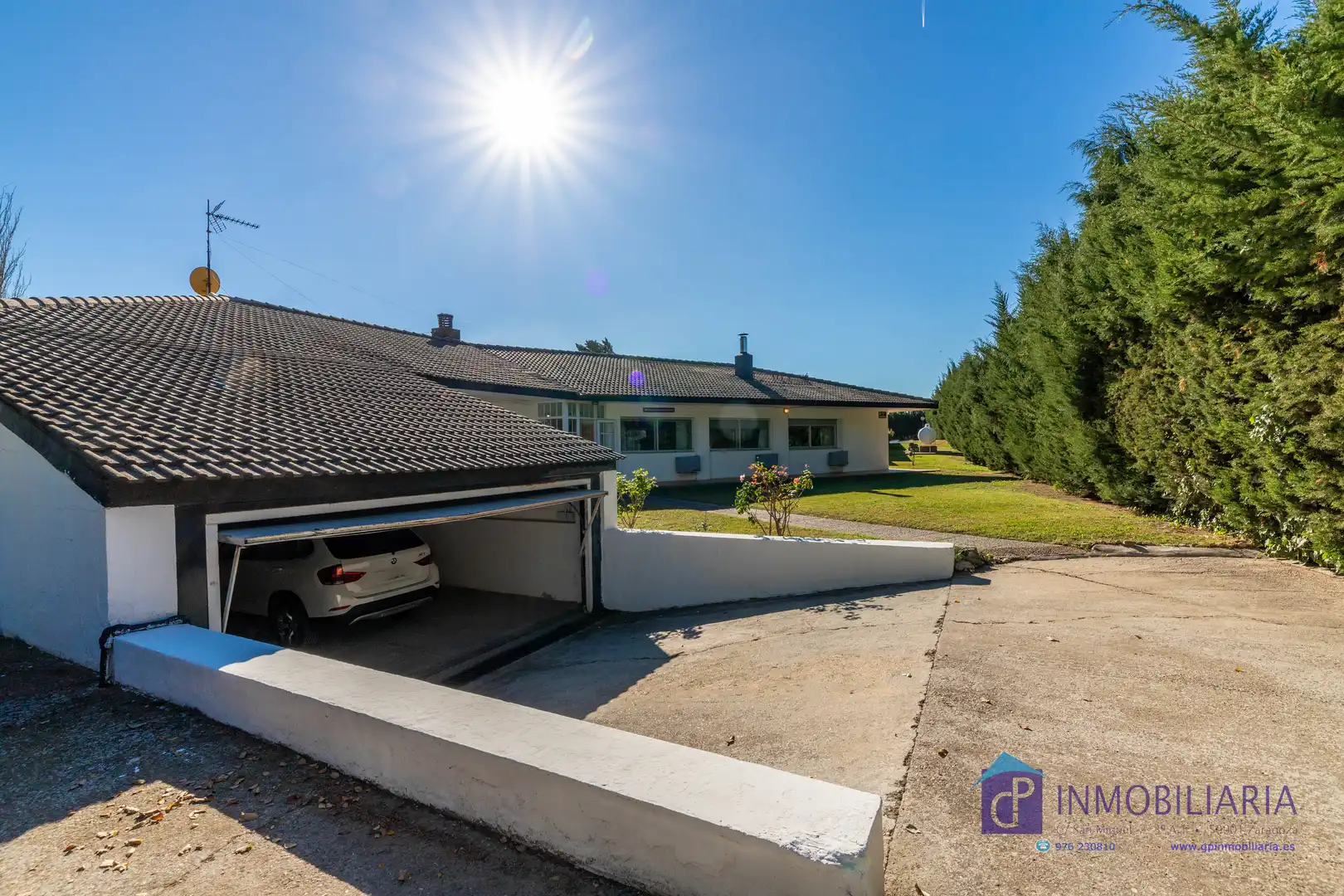 Vista exterior de Casa o chalet en venta en Zaragoza con Aire acondicionado, Calefacción y Jardín privado