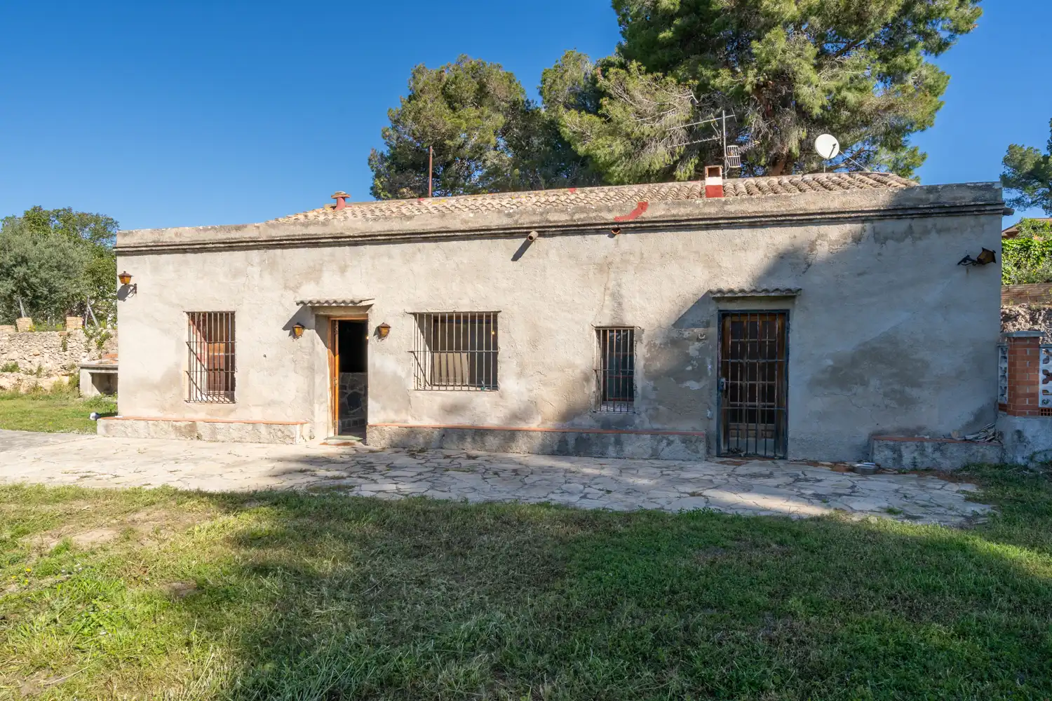 Vista exterior de Finca rústica en venda en Tortosa amb Traster