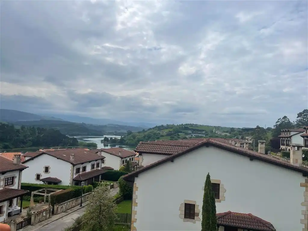 Exterior view of Flat for sale in San Vicente de la Barquera  with Heating, Parquet flooring and Furnished