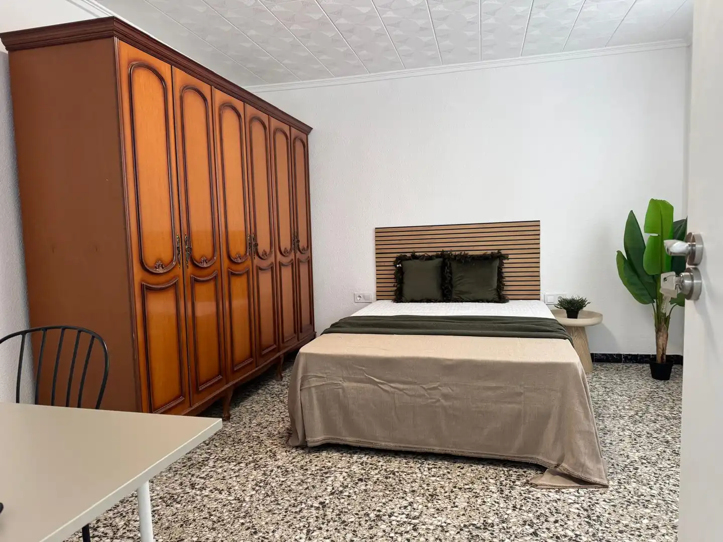Habitación de Piso en venta en Alzira con Aire acondicionado, Amueblado y Horno