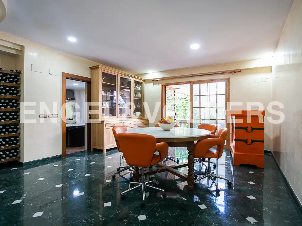 Comedor de Casa o chalet en venta en Picanya con Aire acondicionado, Calefacción y Jardín privado