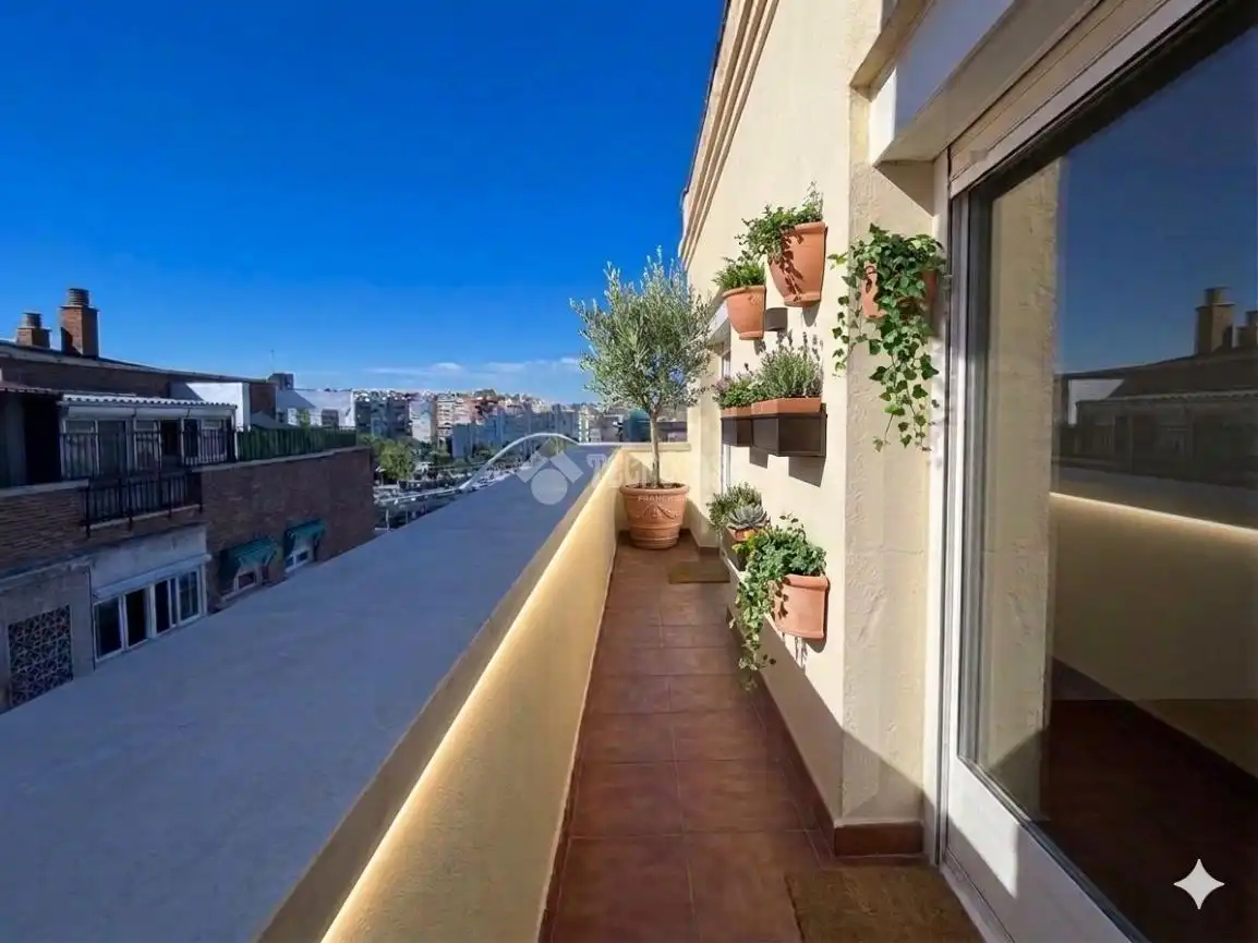 Terraza de Ático en venta en Madrid con Calefacción, Terraza y Balcón