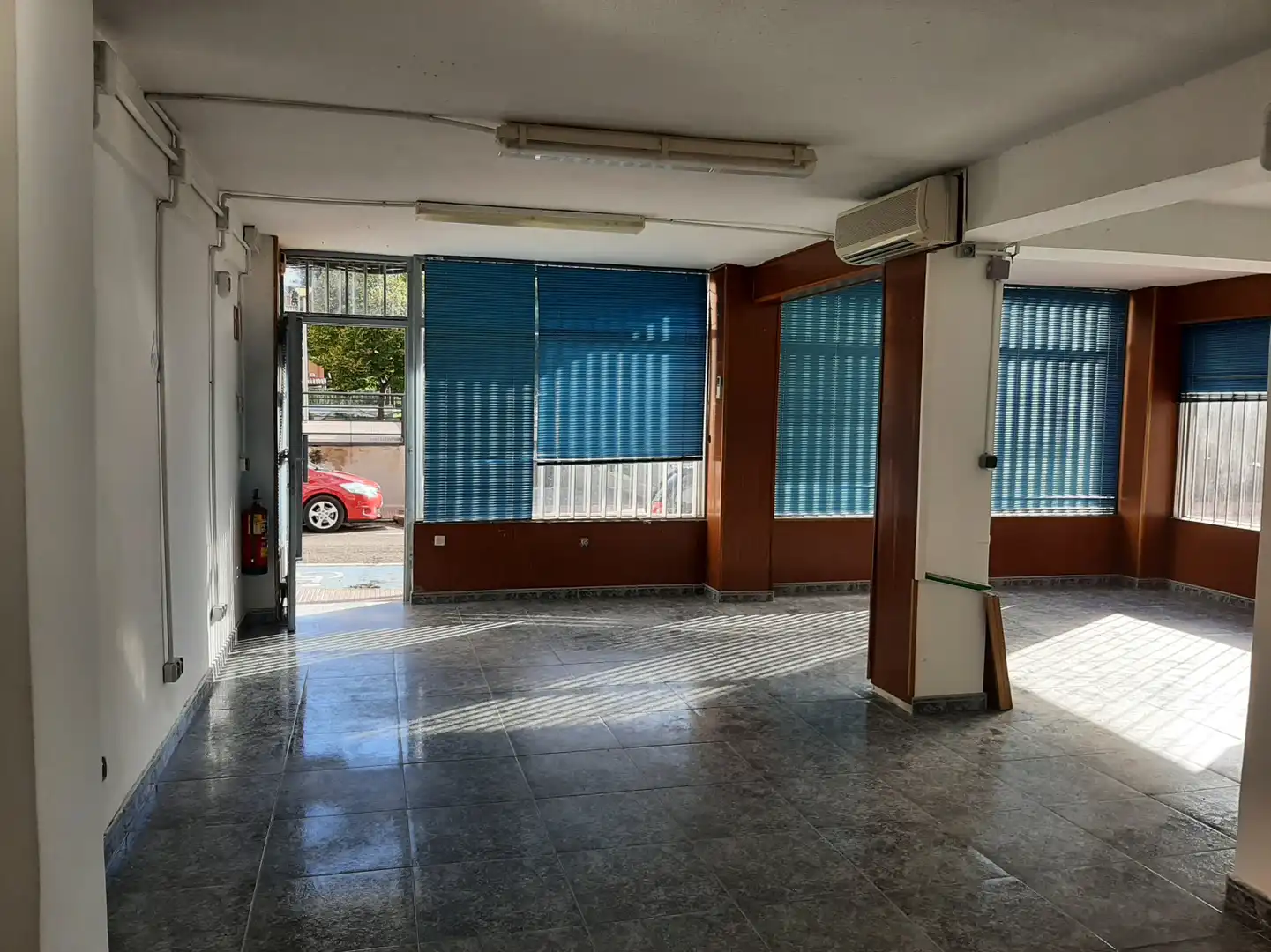 Local comercial de lloguer a Chorrillo, imagen 2