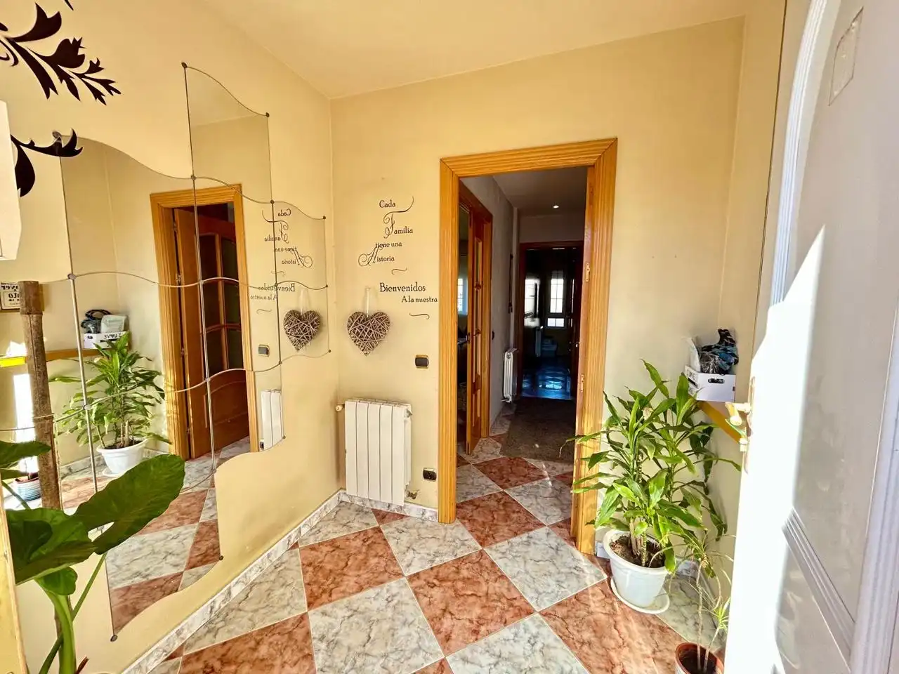 Haus oder Chalet zum Verkauf in El Casar mit Heizung, Privatgarten und Terrasse
