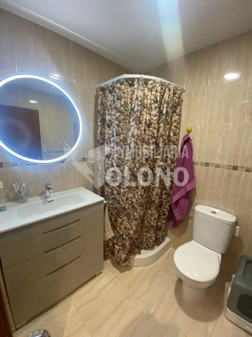 Piso en venta en Calle Luis Cernuda, 38, Haro