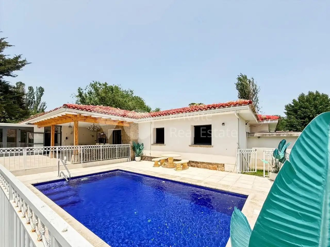 Exterior view of Houses for sale in Villanueva de la Cañada  with Air Conditioner, Heating and Private garden