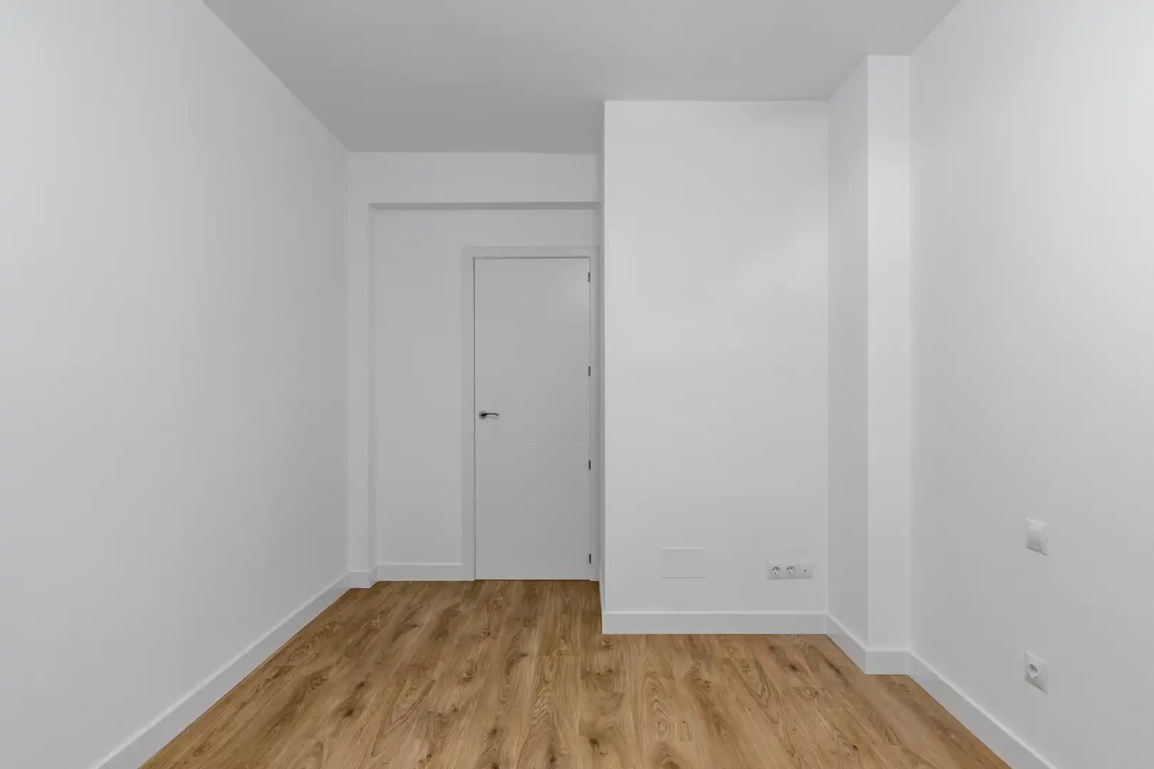 Flat for sale in Madrid  with Air Conditioner, Heating and Terrace