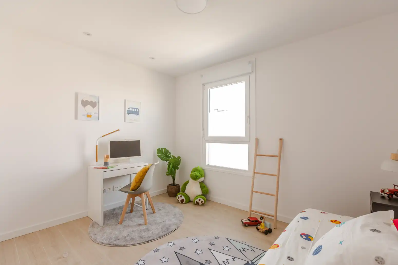Bedroom of Attic for sale in Zizur Mayor / Zizur Nagusia  with Air Conditioner, Heating and Private garden