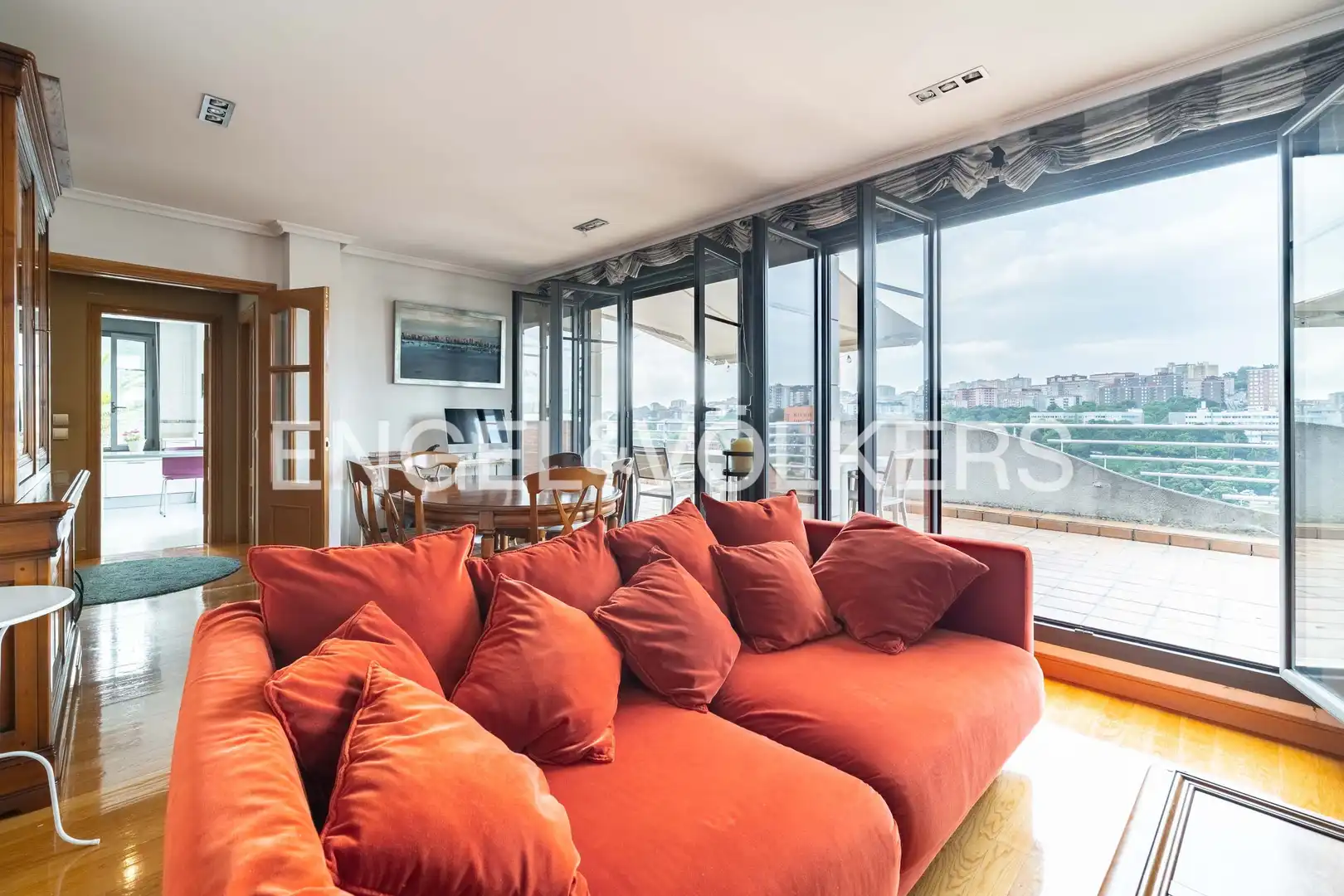 Ático en venta en Calle Hermanas Bronte, La Pereda