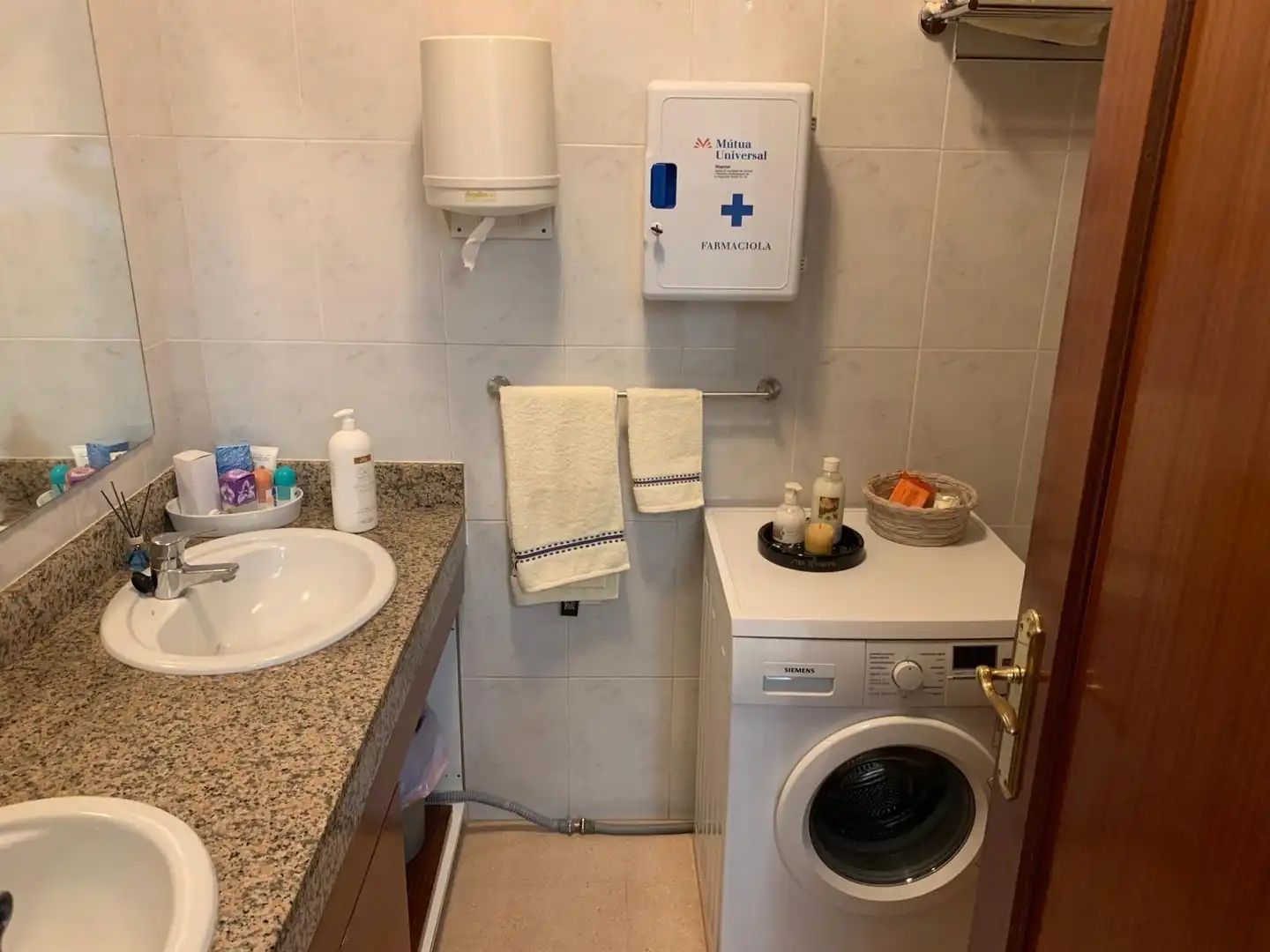 Badezimmer von Büro zur Miete in Vilanova i la Geltrú mit Heizung und Abstellraum