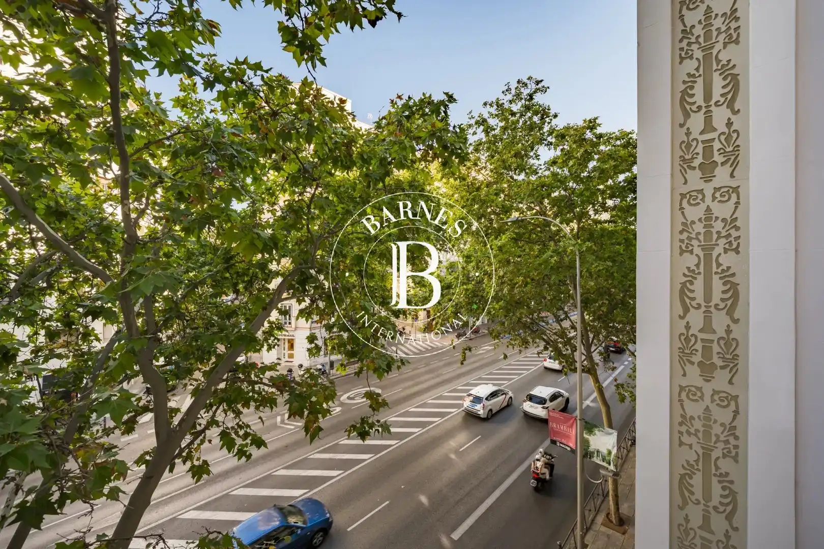 Außenansicht von Wohnung zur Miete in Madrid mit Klimaanlage, Heizung und Ofen
