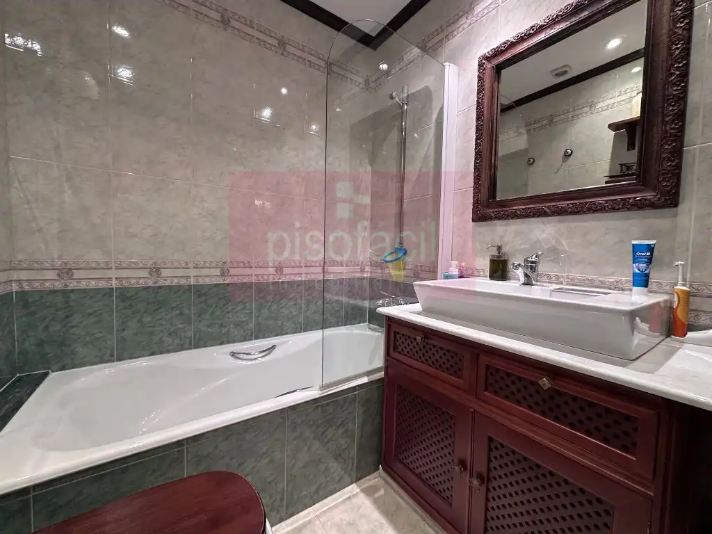 Baño de Dúplex en venta en Lugo