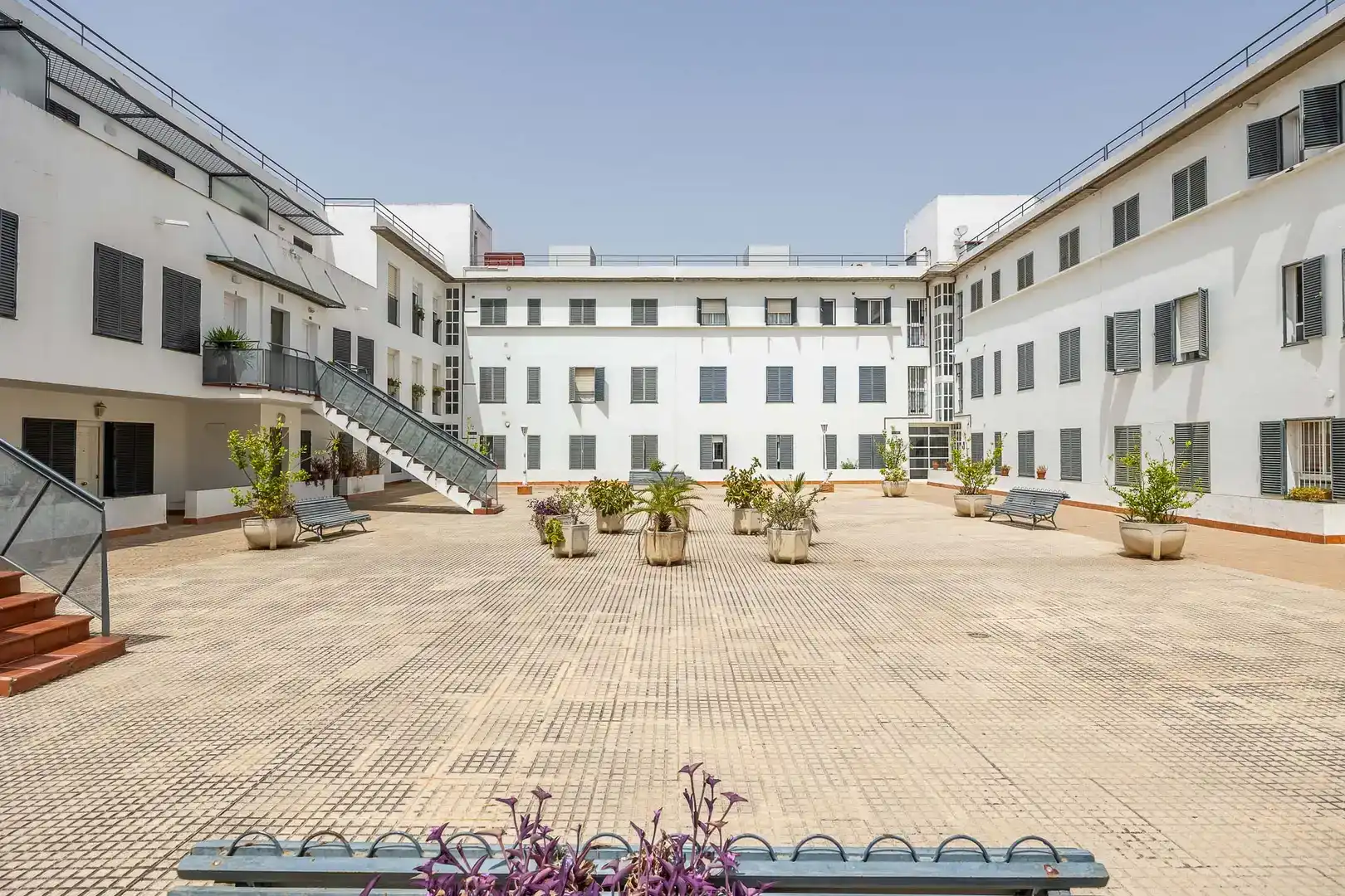 Vista exterior de Dúplex en venda en  Sevilla Capital amb Aire condicionat