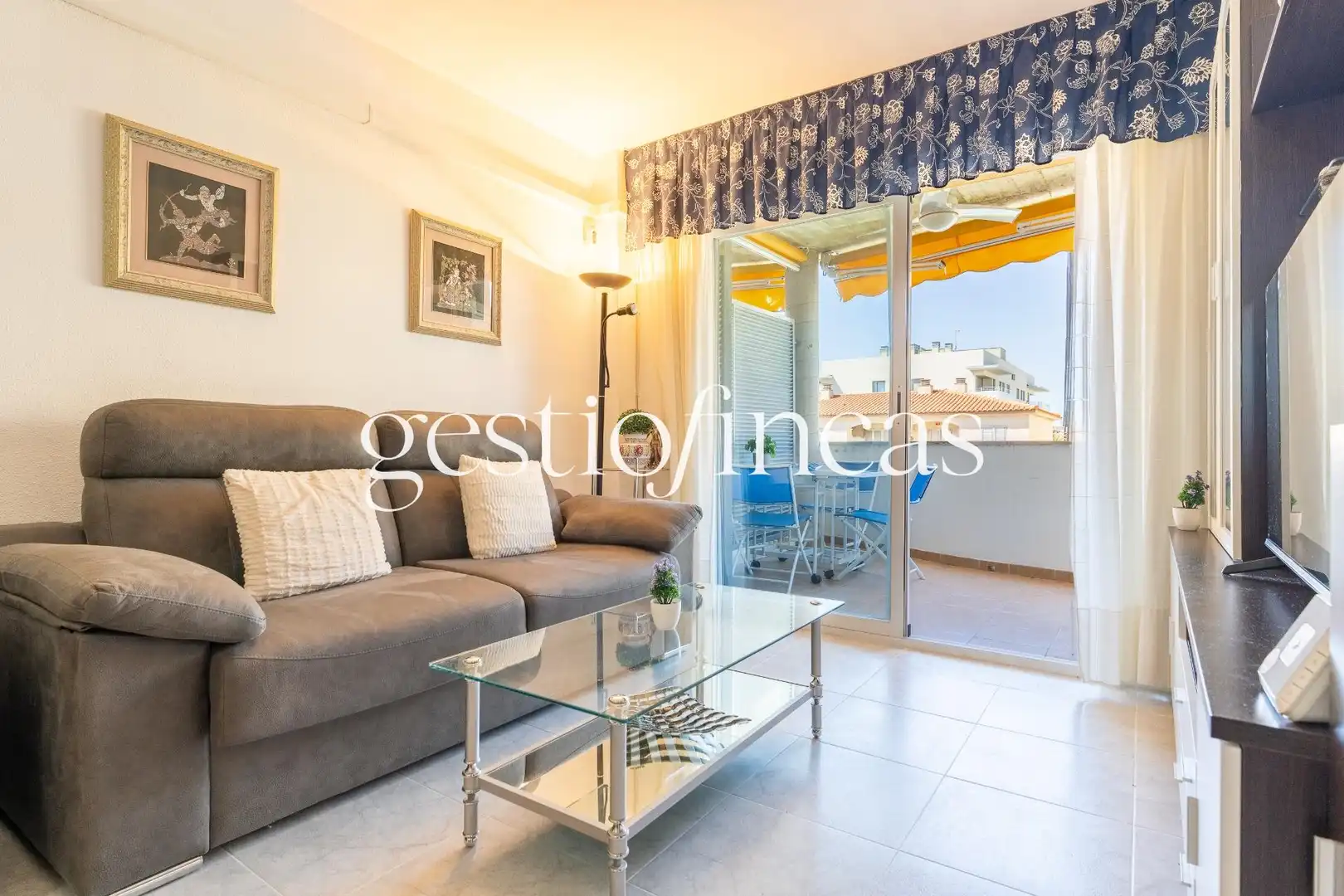Vista exterior de Apartamento en venta en Cambrils con Aire acondicionado, Terraza y Amueblado