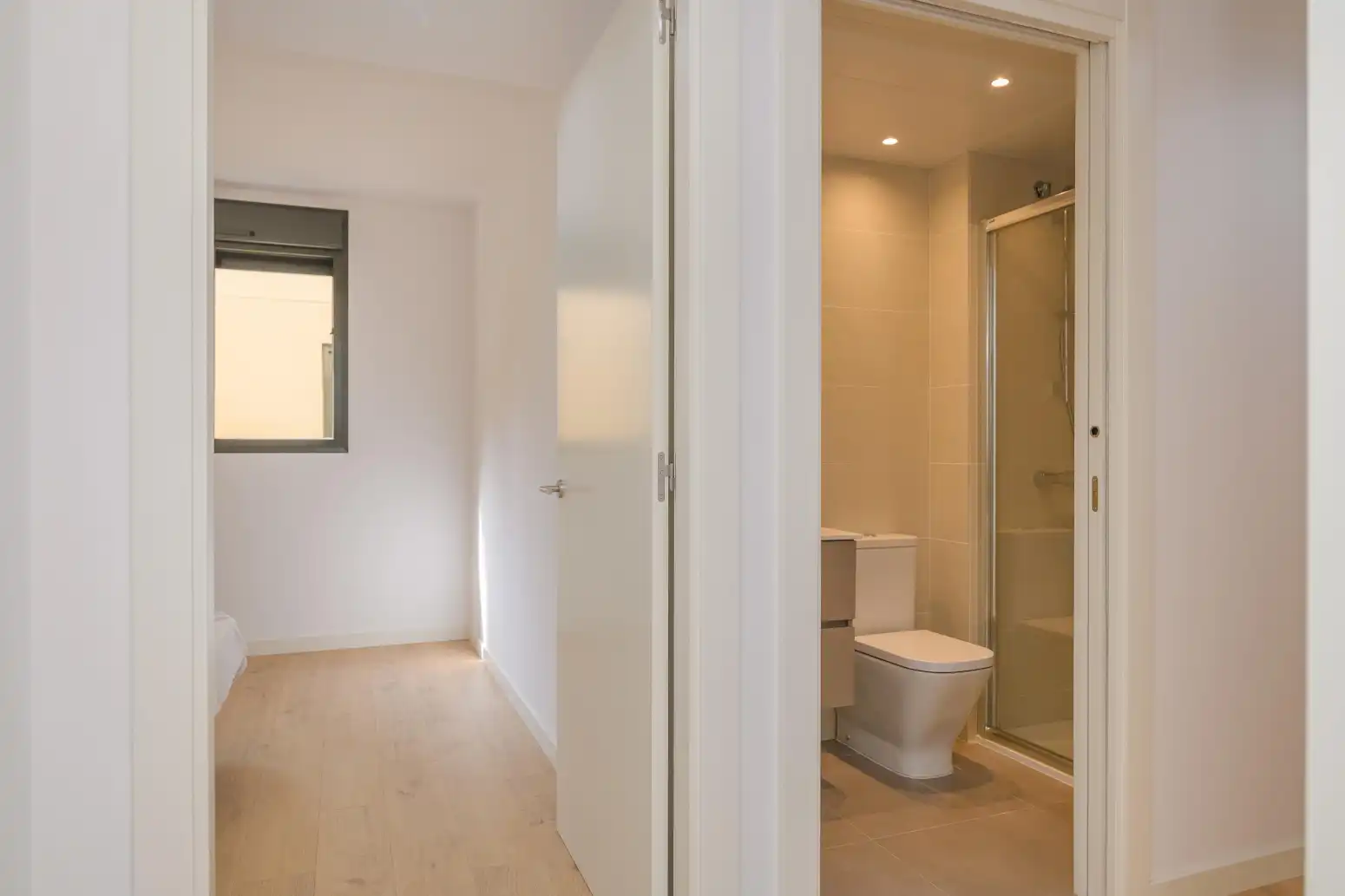 Bathroom of Flat for sale in Sant Boi de Llobregat  with Air Conditioner, Heating and Balcony