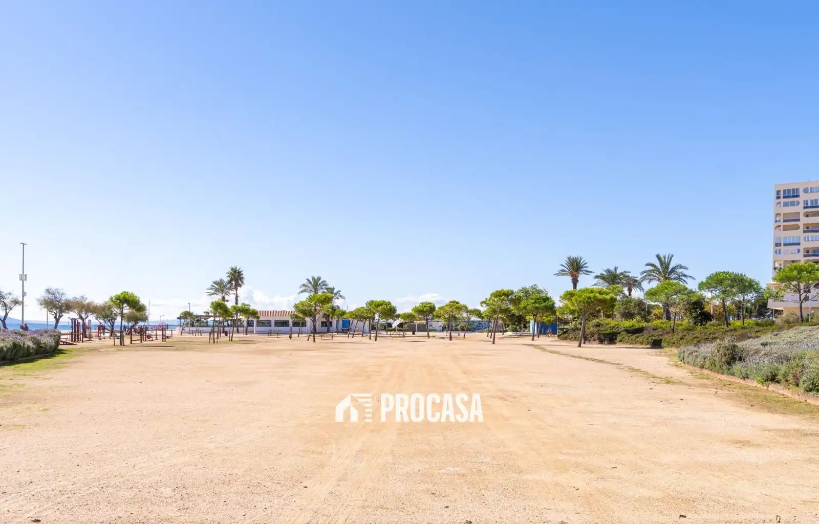 Wohnung zum Verkauf in Empuriabrava mit Klimaanlage, Heizung und Terrasse