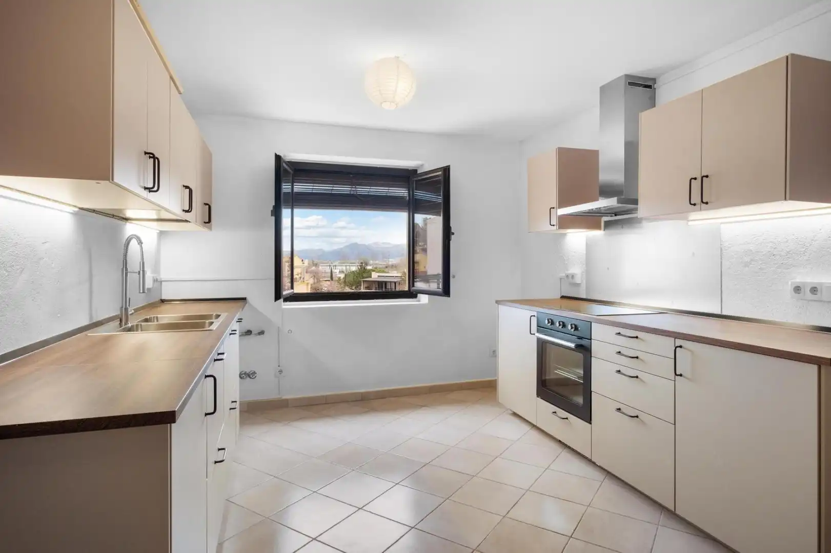 Kitchen of Houses for sale in Castelló d'Empúries