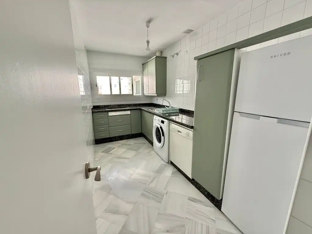 Küche von Wohnung zum Verkauf in Cádiz