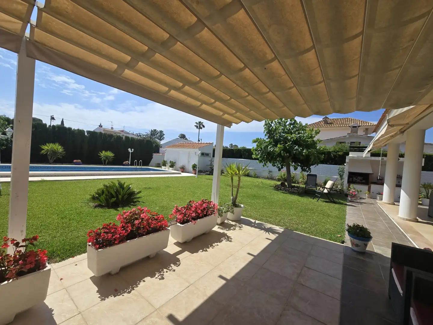 Terrassa de Casa o xalet en venda en Castellón de la Plana / Castelló de la Plana amb Aire condicionat, Calefacció i Jardí privat