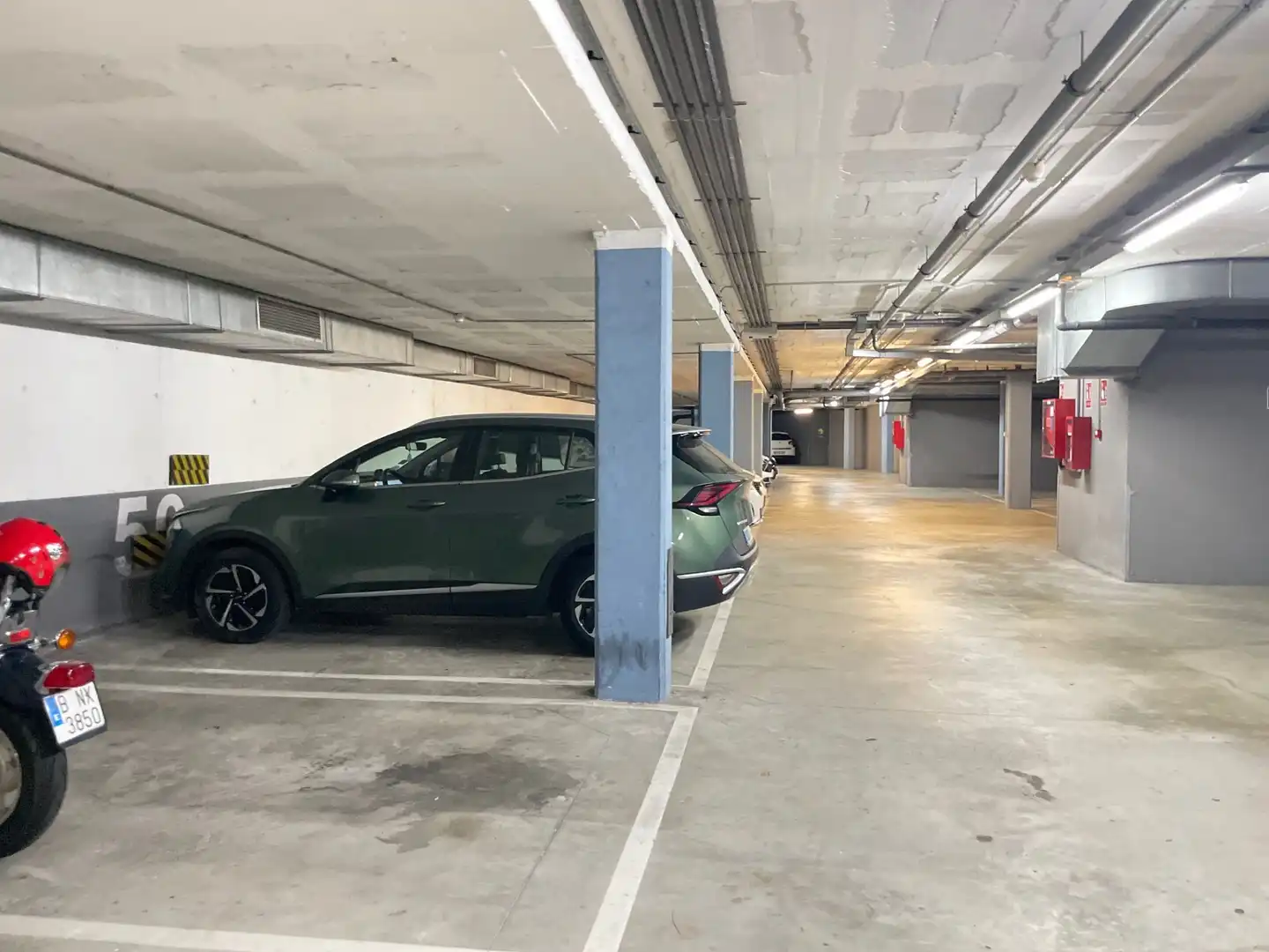 Parking de Piso en venta en El Prat de Llobregat con Aire acondicionado, Calefacción y Parquet