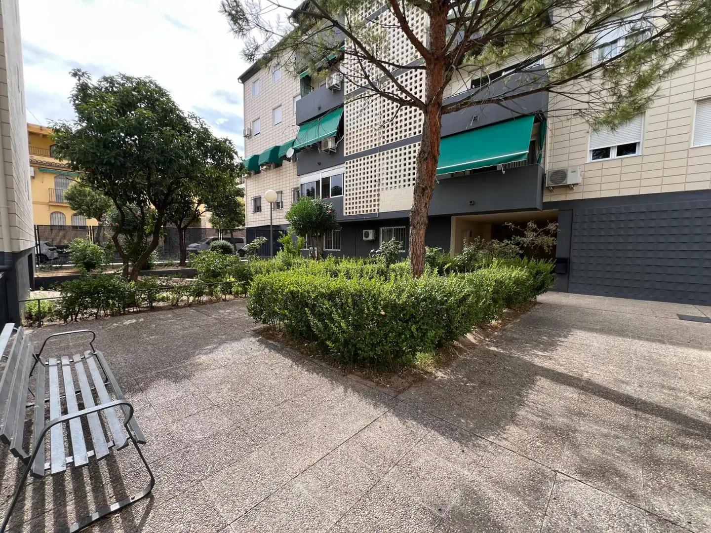 Exterior view of Commercial properties for sale in Maracena  with Air Conditioner and Furnished